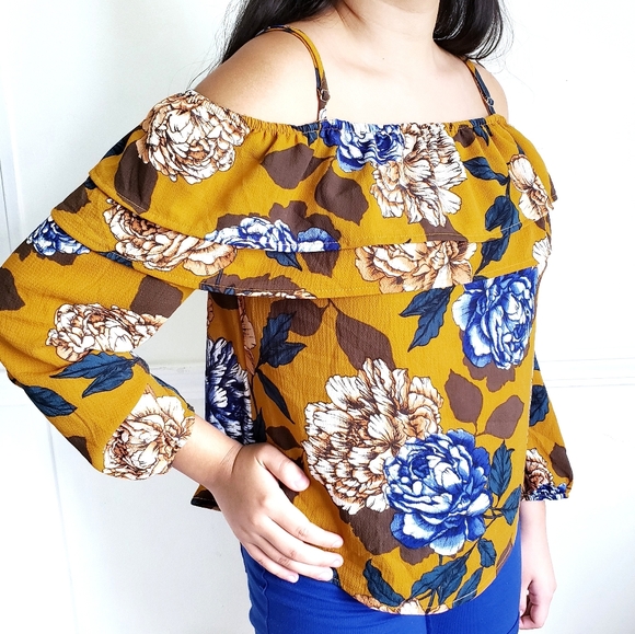 Cold Shoulder Mustard Top - Picture 2 of 4